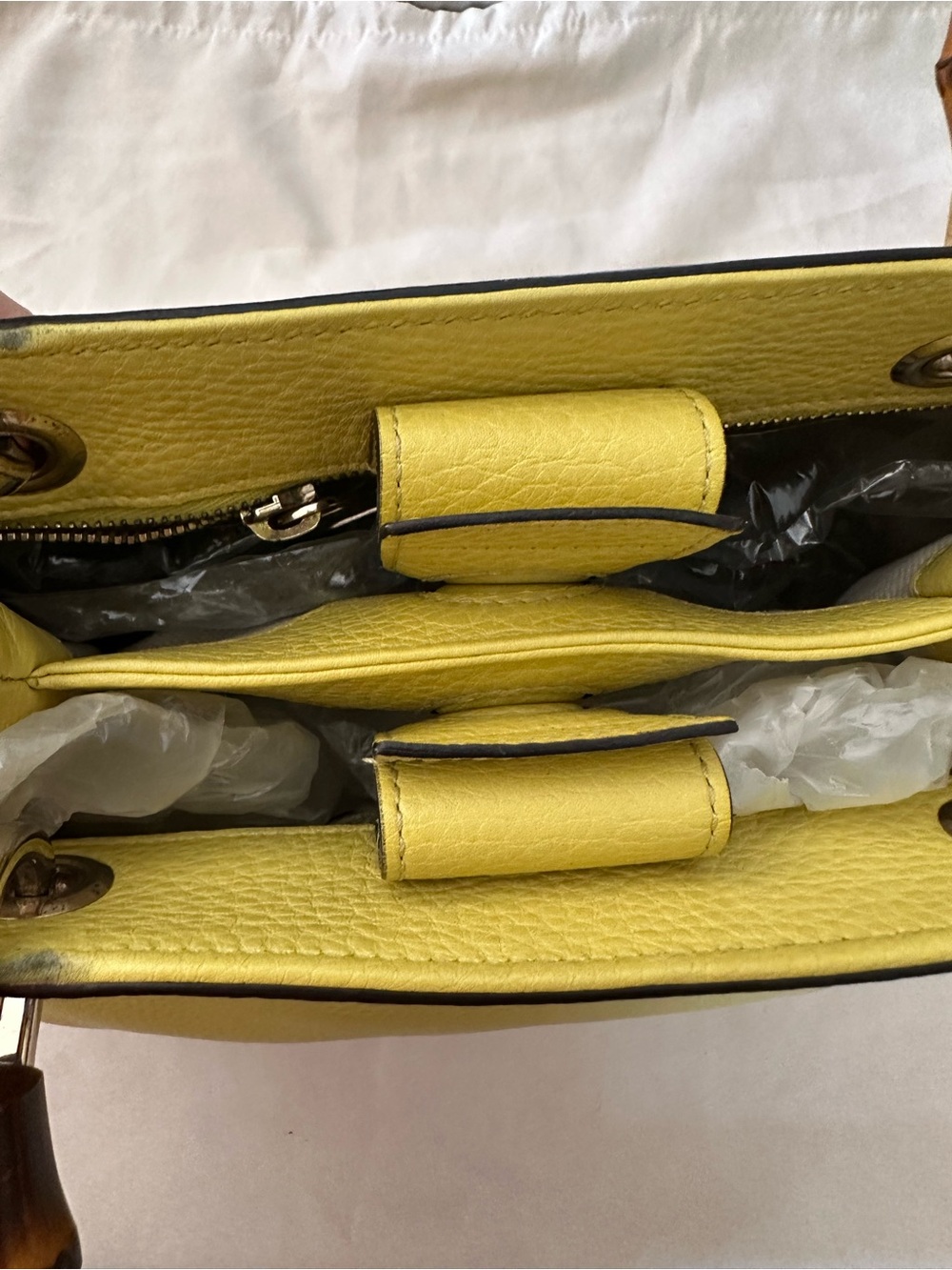 Gucci Yellow Leather Satchel Bamboo Handles Vintage w/ shoulder/cross strap - Picture 10 of 15